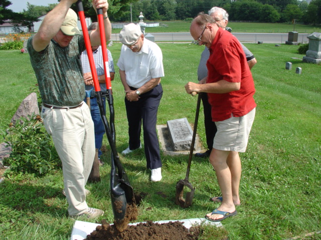 grave digging-2